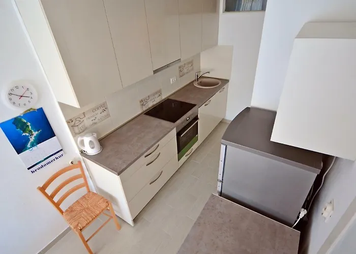 Apartment Maria Omis